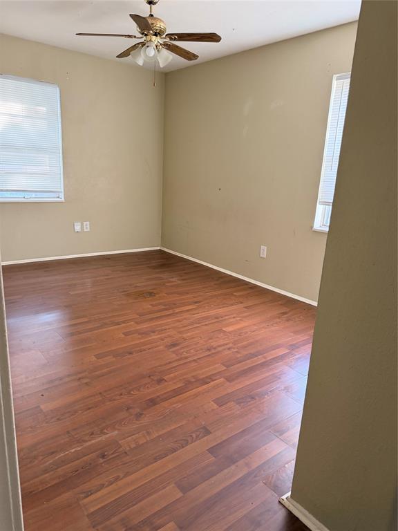 3536 Pine Avenue Property Photo 6
