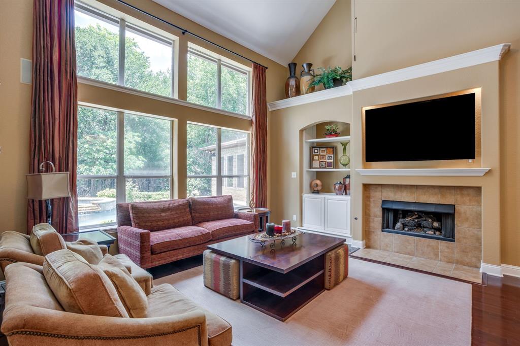 2620 Waters Edge Drive Property Photo 8