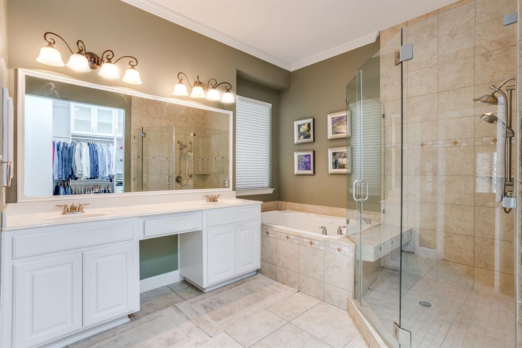 2620 Waters Edge Drive Property Photo 14