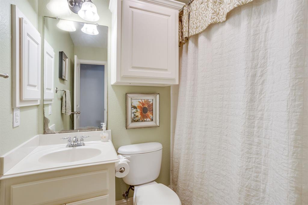 2620 Waters Edge Drive Property Photo 20