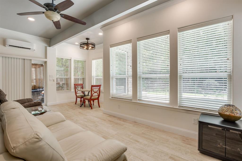 2620 Waters Edge Drive Property Photo 27