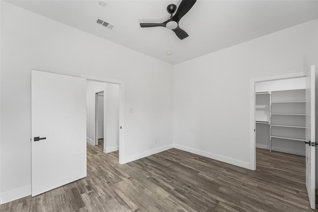 3142 Harmon Street Property Photo 4