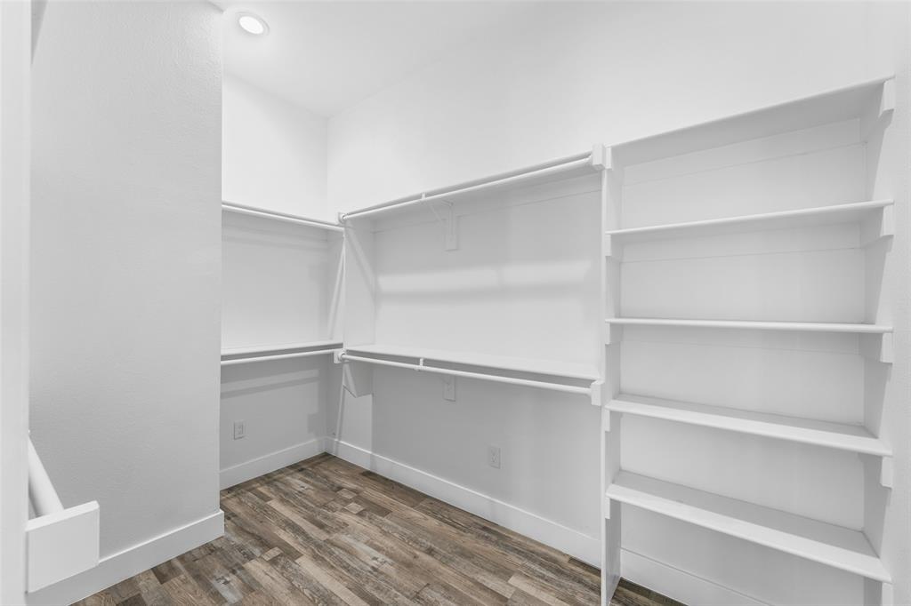 3142 Harmon Street Property Photo 5