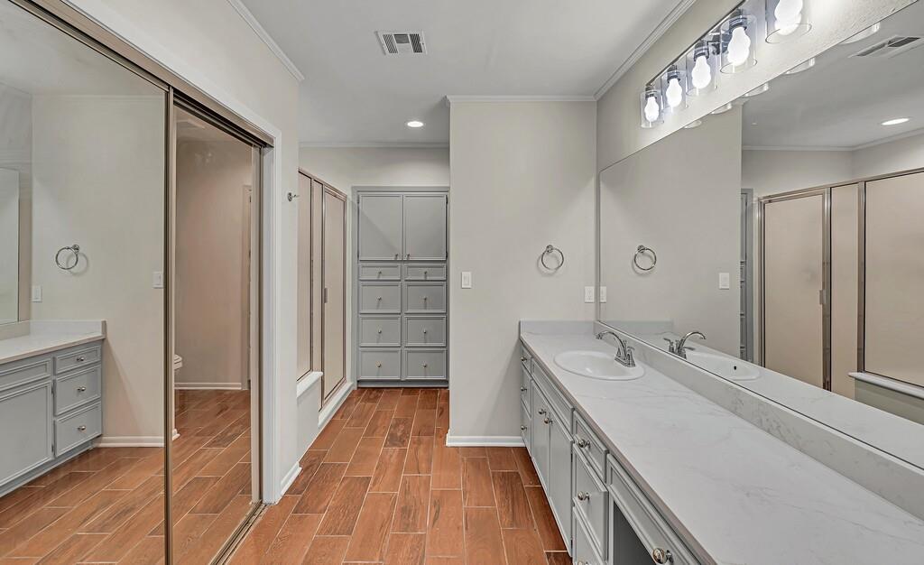 102 S Avenue Q Property Photo 21