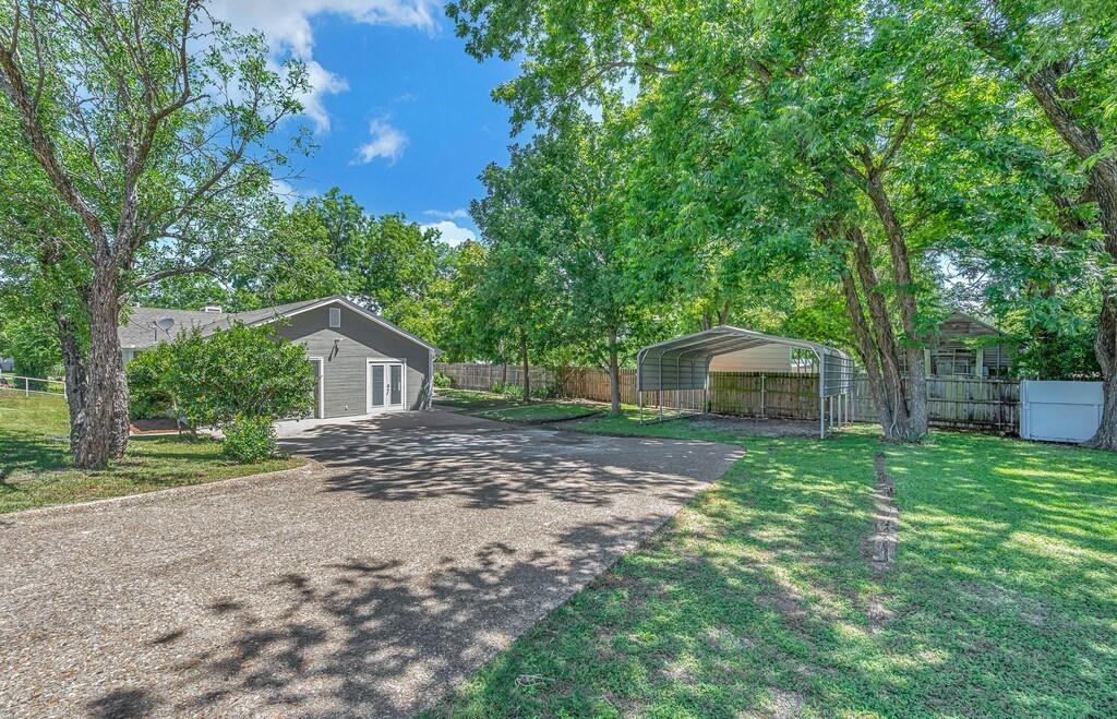102 S Avenue Q Property Photo 25