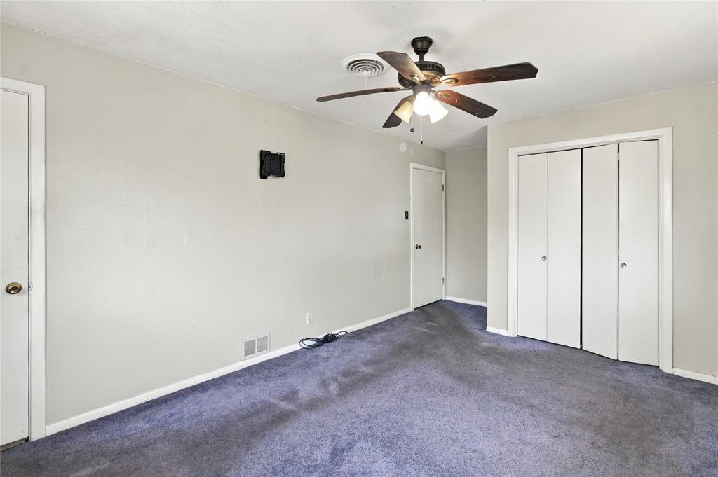 121 S Imperial Drive Property Photo 23