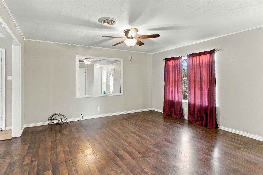 121 S Imperial Drive Property Photo 25