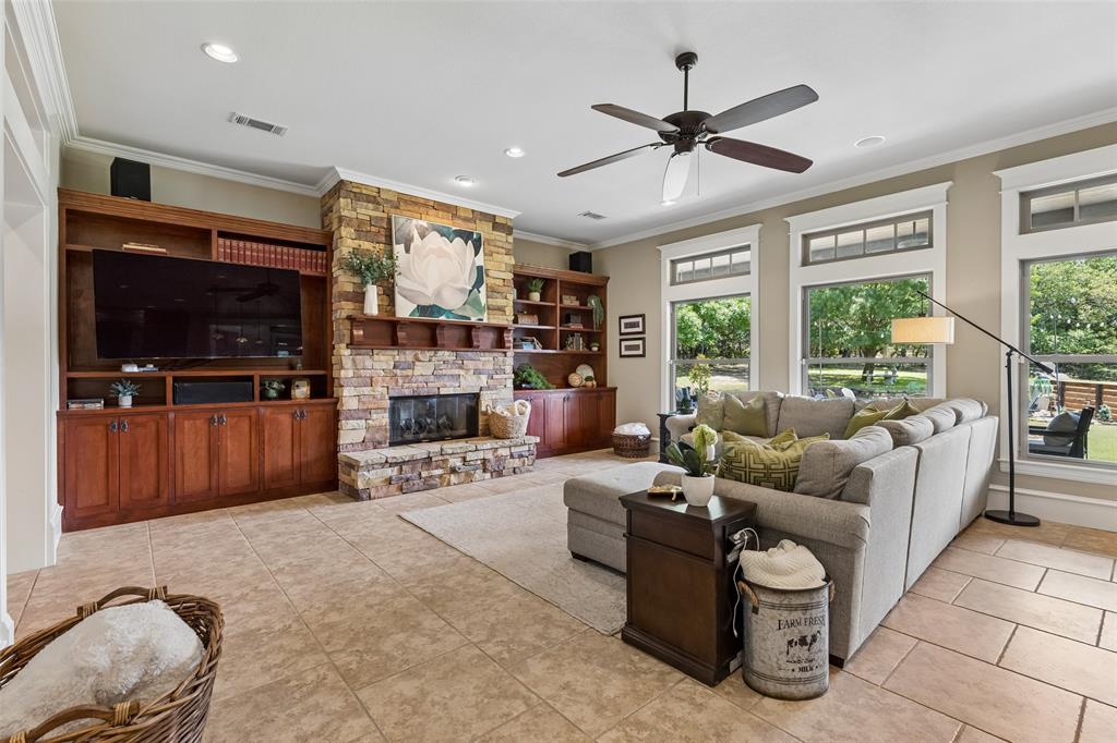 206 Rodeo Drive Property Photo 11