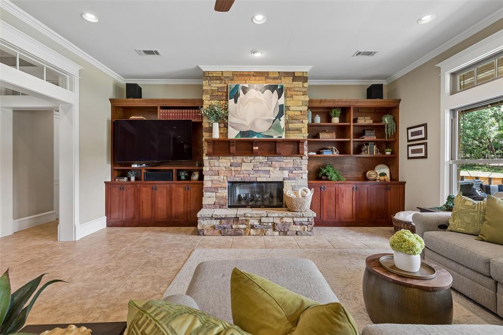 206 Rodeo Drive Property Photo 12