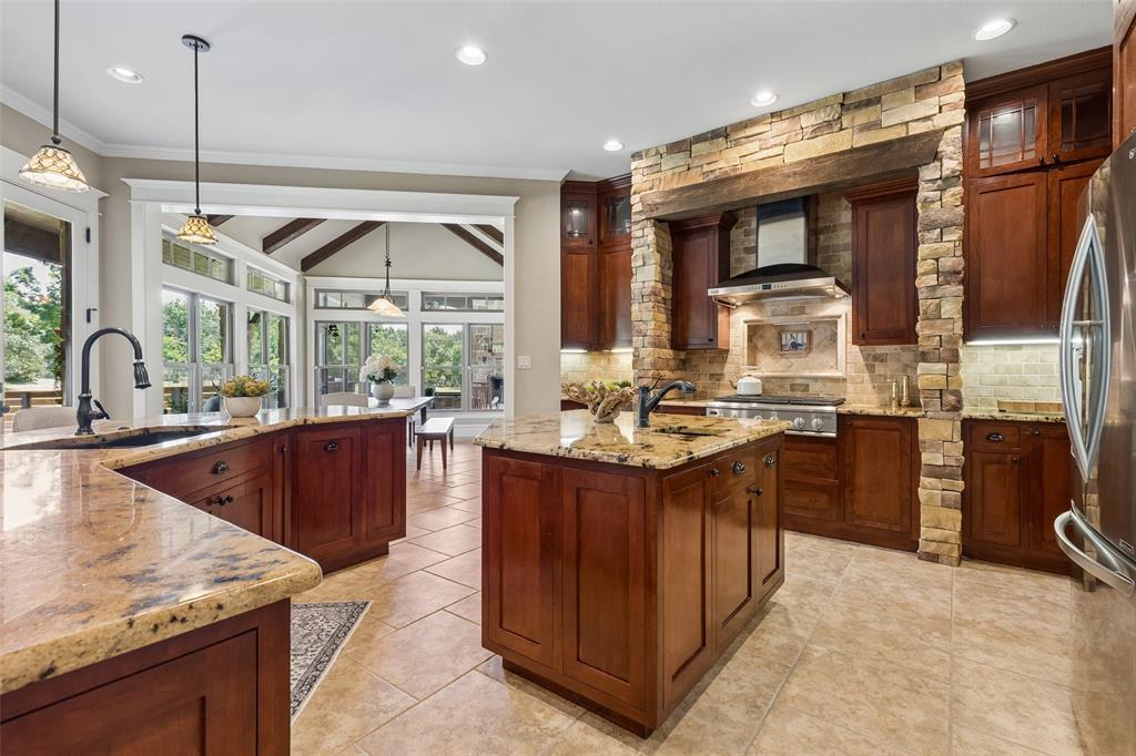 206 Rodeo Drive Property Photo 15