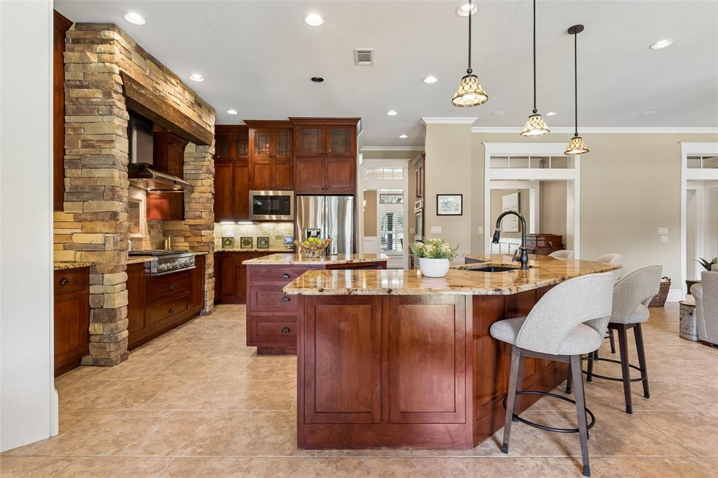 206 Rodeo Drive Property Photo 16