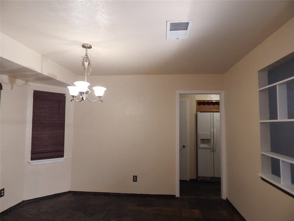 506 Redwood Drive Property Photo 6