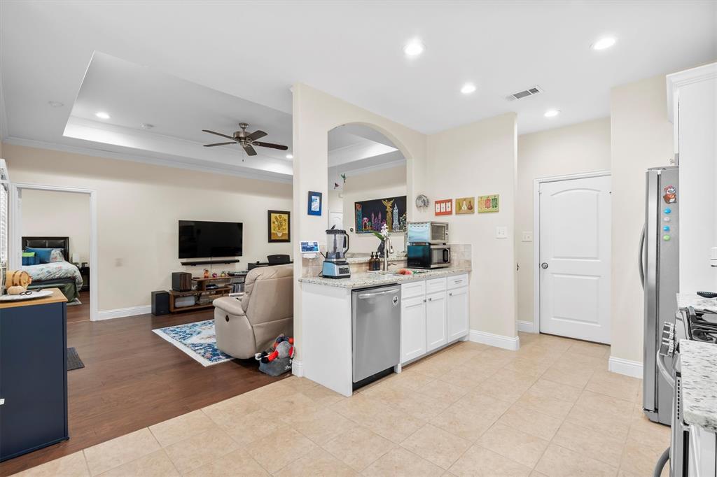 1317 Nolte Drive Property Photo 8