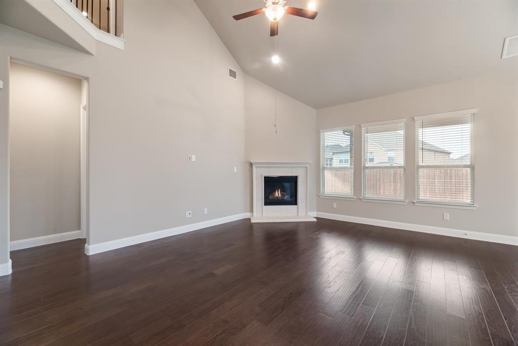 1900 Monahan Drive Property Photo 9