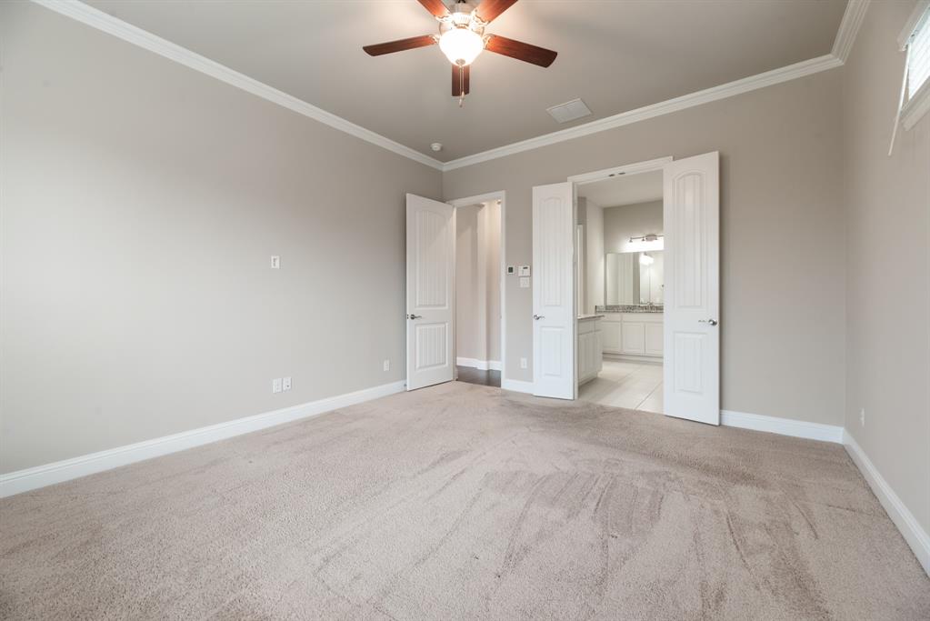 1900 Monahan Drive Property Photo 20