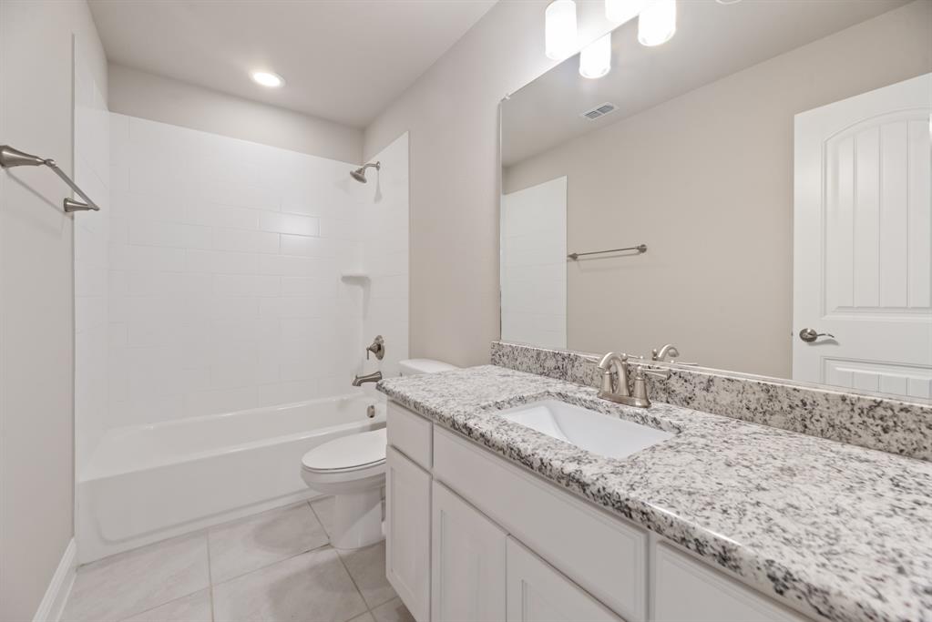 1900 Monahan Drive Property Photo 28