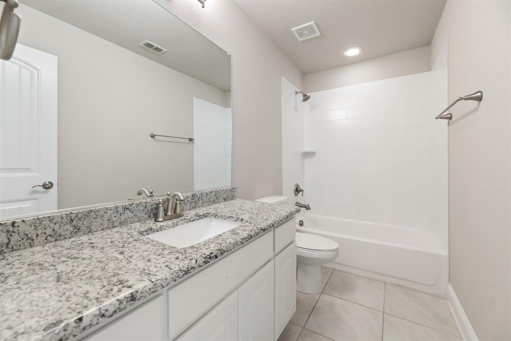 1900 Monahan Drive Property Photo 30