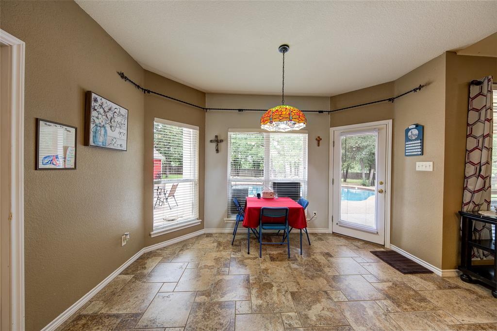15 Shady Creek Lane Property Photo 5