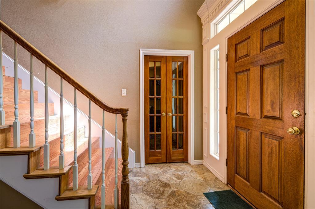 15 Shady Creek Lane Property Photo 6