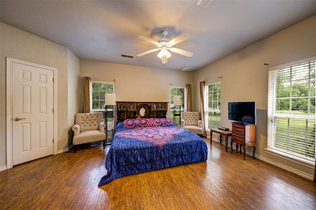 15 Shady Creek Lane Property Photo 18