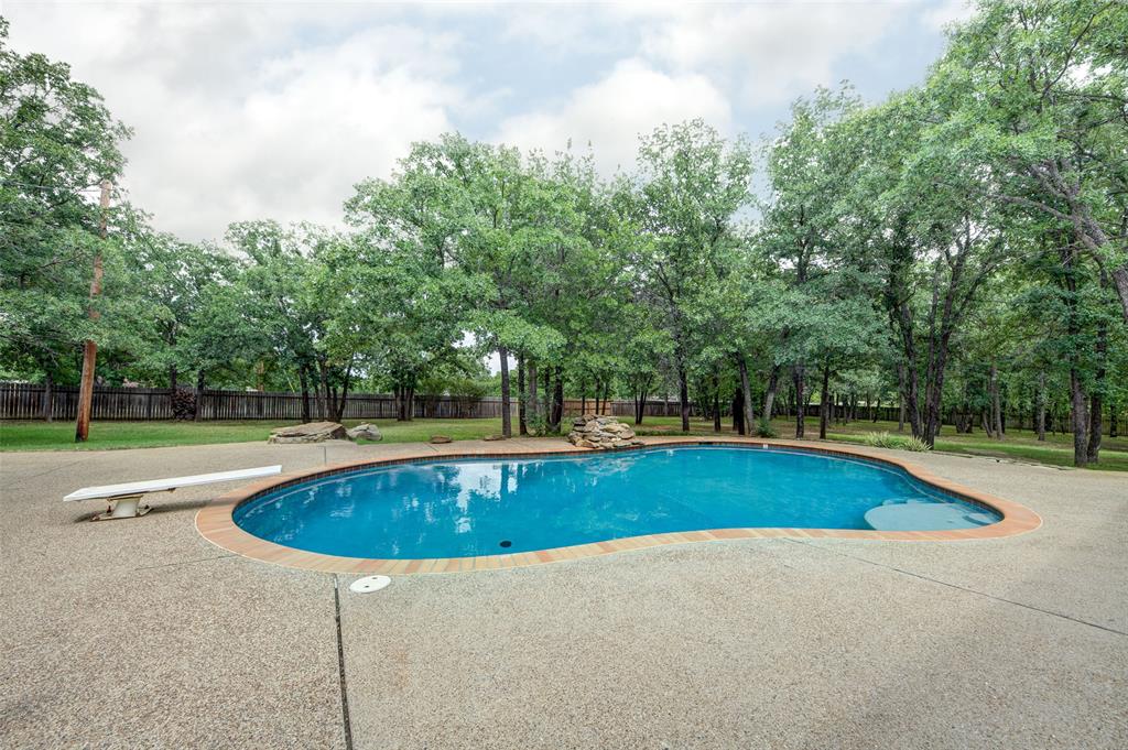15 Shady Creek Lane Property Photo 31