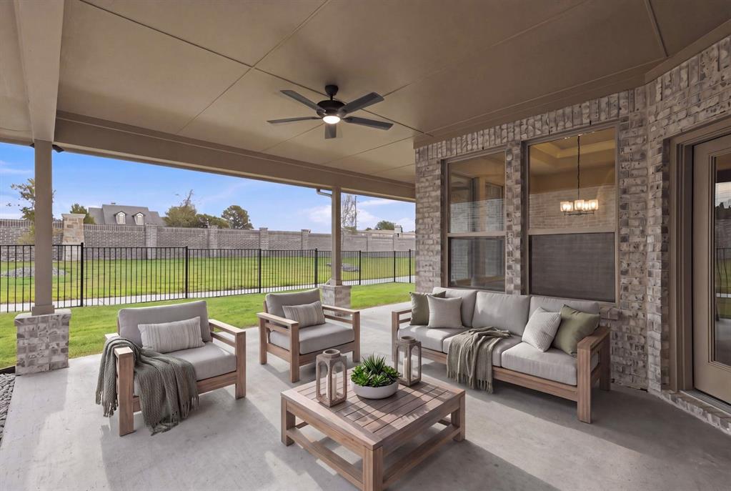 2308 Camino Way Property Photo 8