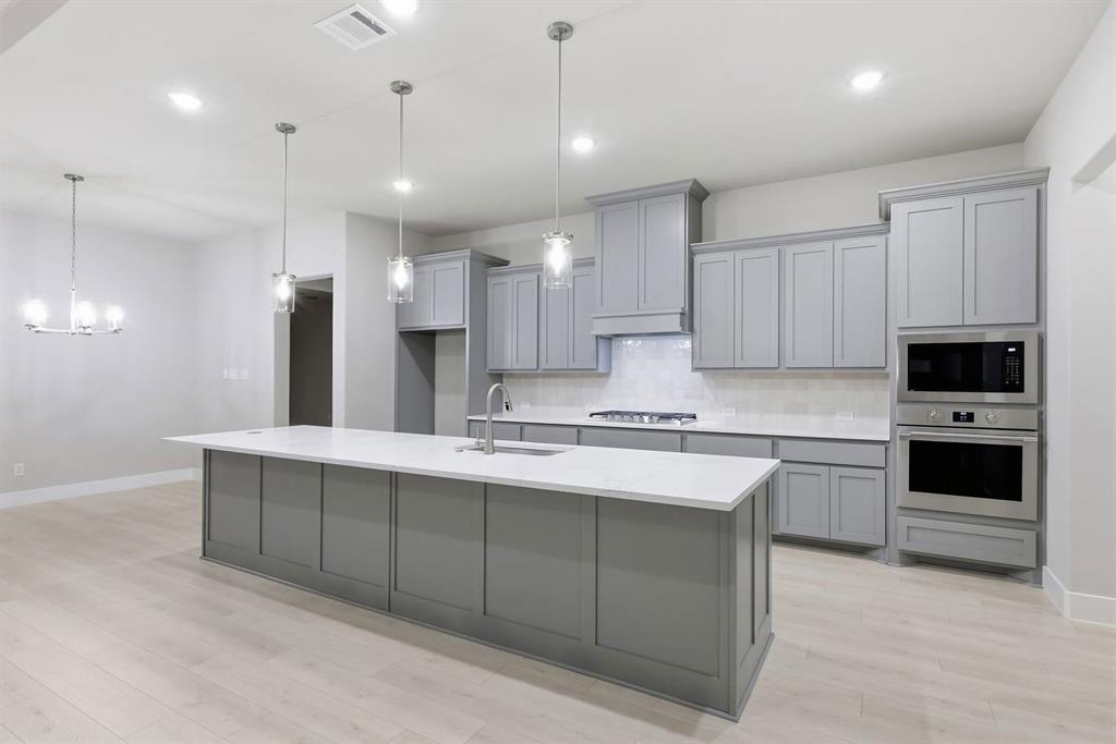2400 Camino Way Property Photo 14