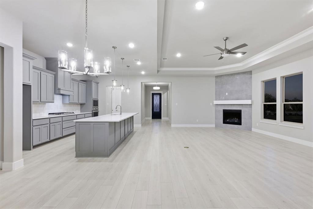 2400 Camino Way Property Photo 15
