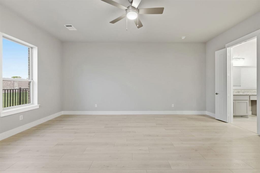 2400 Camino Way Property Photo 19