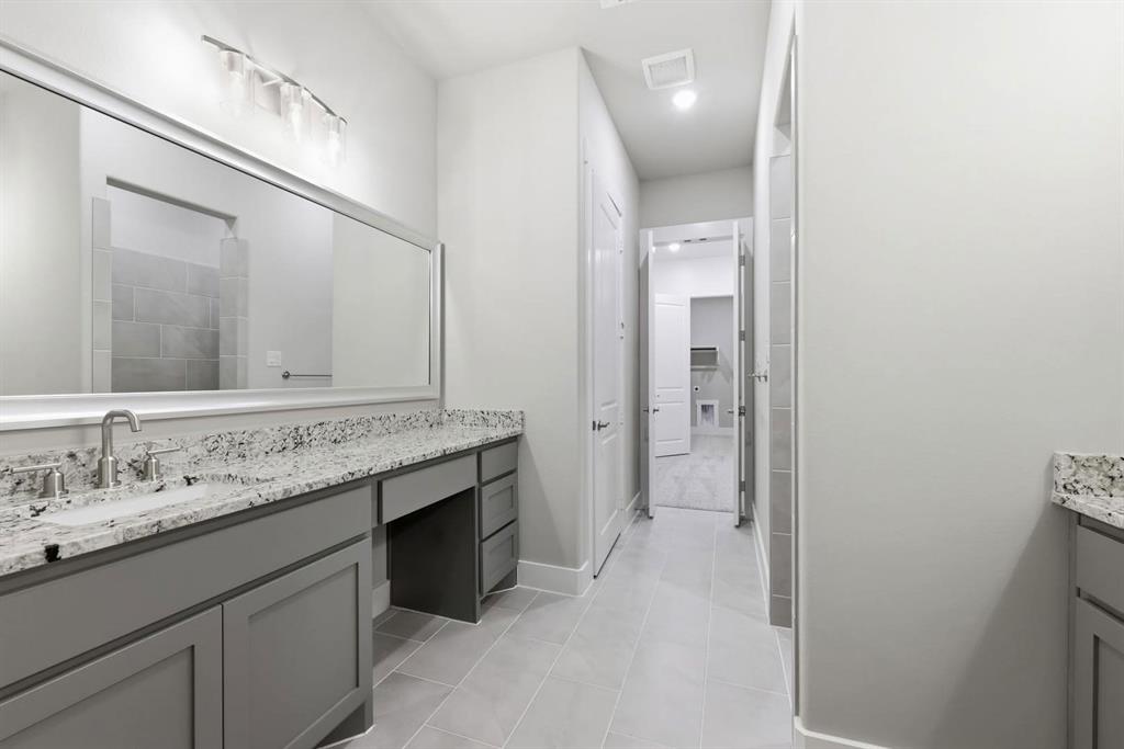 2400 Camino Way Property Photo 23