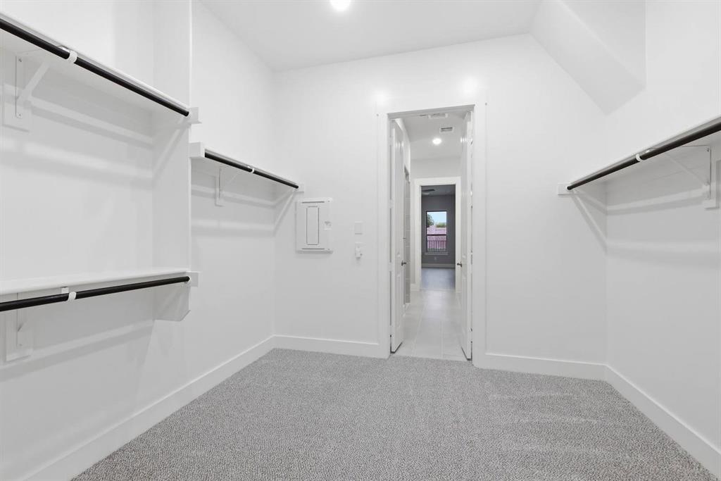2400 Camino Way Property Photo 24