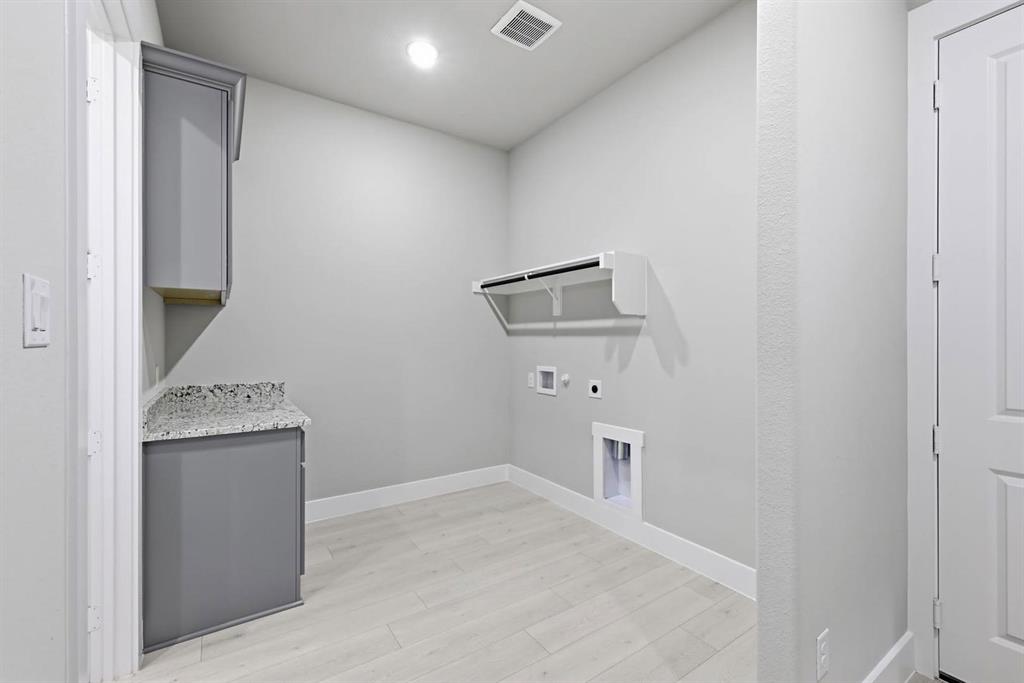 2400 Camino Way Property Photo 25