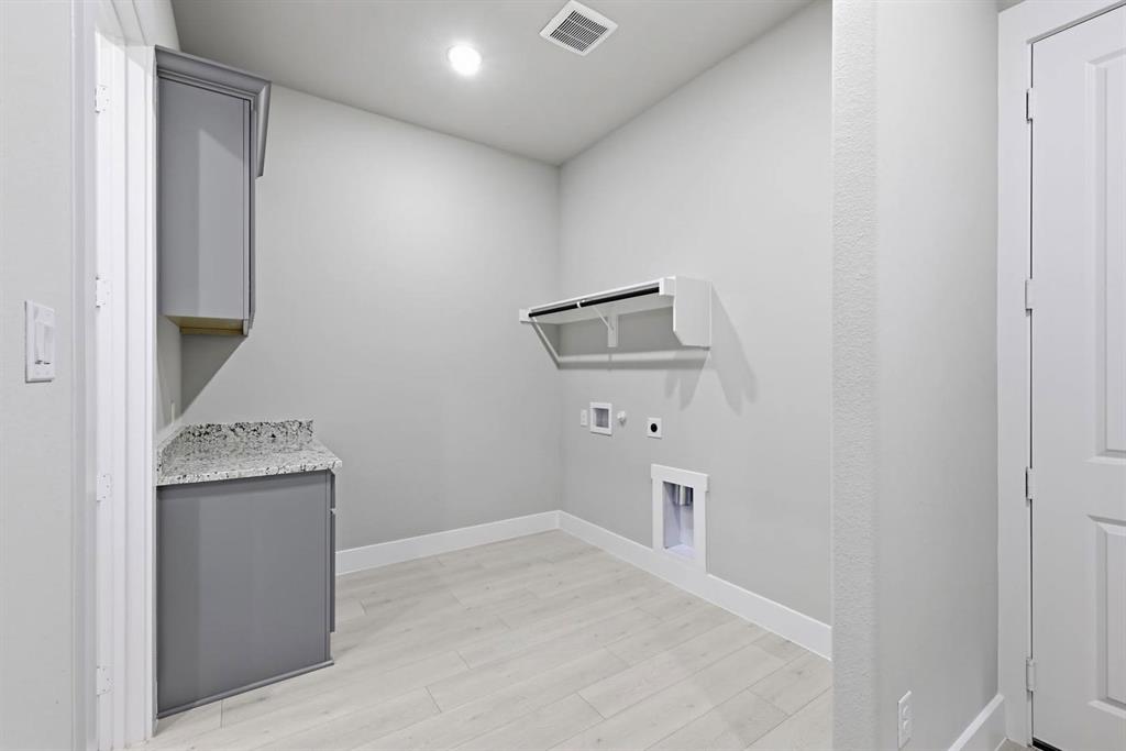 2400 Camino Way Property Photo 26