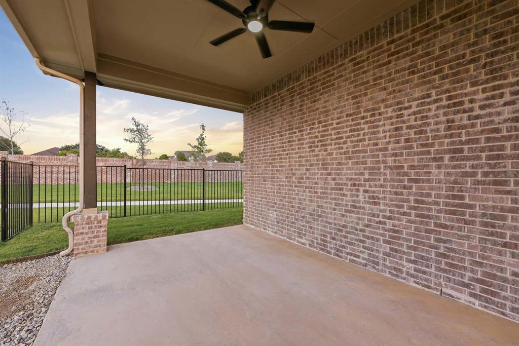 2400 Camino Way Property Photo 32