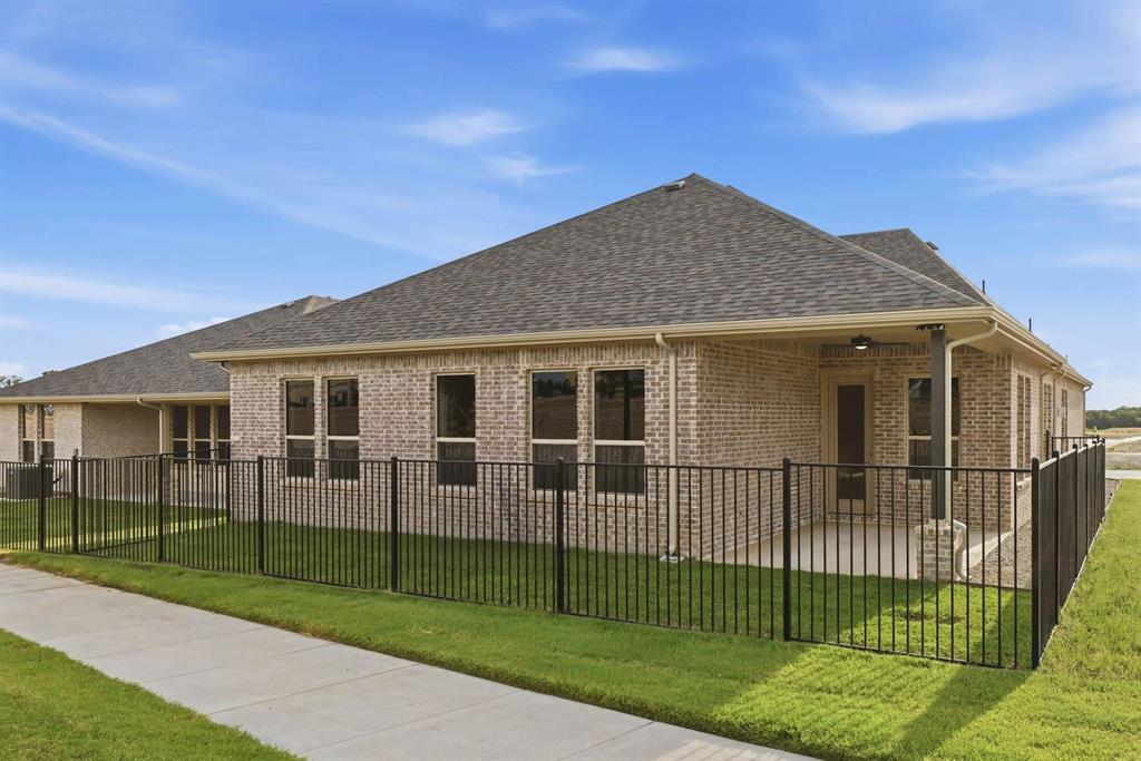 2400 Camino Way Property Photo 33