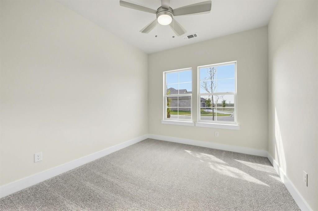 208 Ravenna Boulevard Property Photo 25