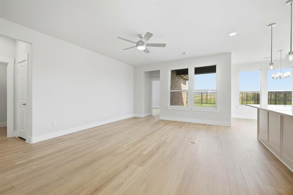 208 Ravenna Boulevard Property Photo 27