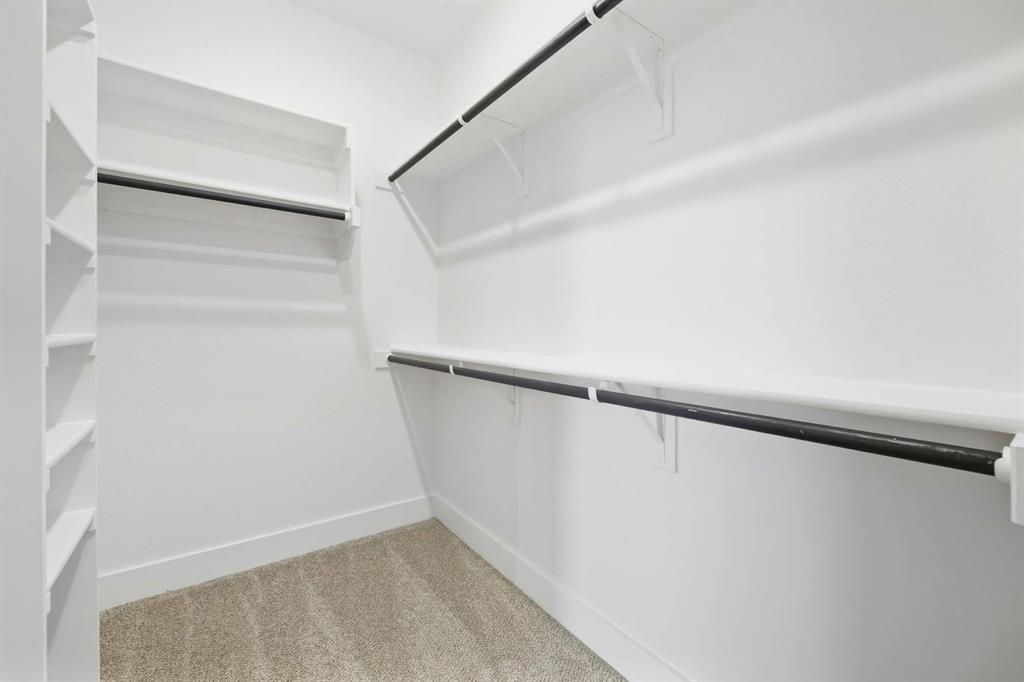 208 Ravenna Boulevard Property Photo 34