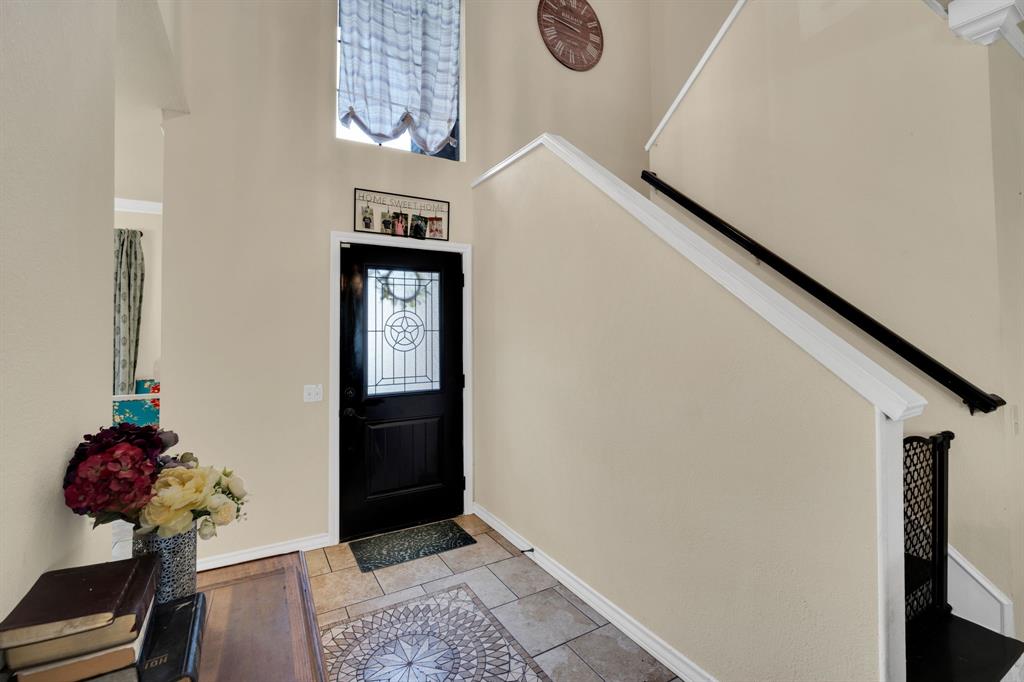 517 Crawford Drive Property Photo 2