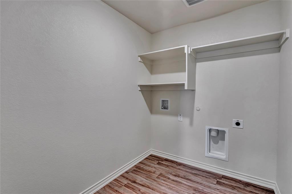 624 Crockett Drive Property Photo 14