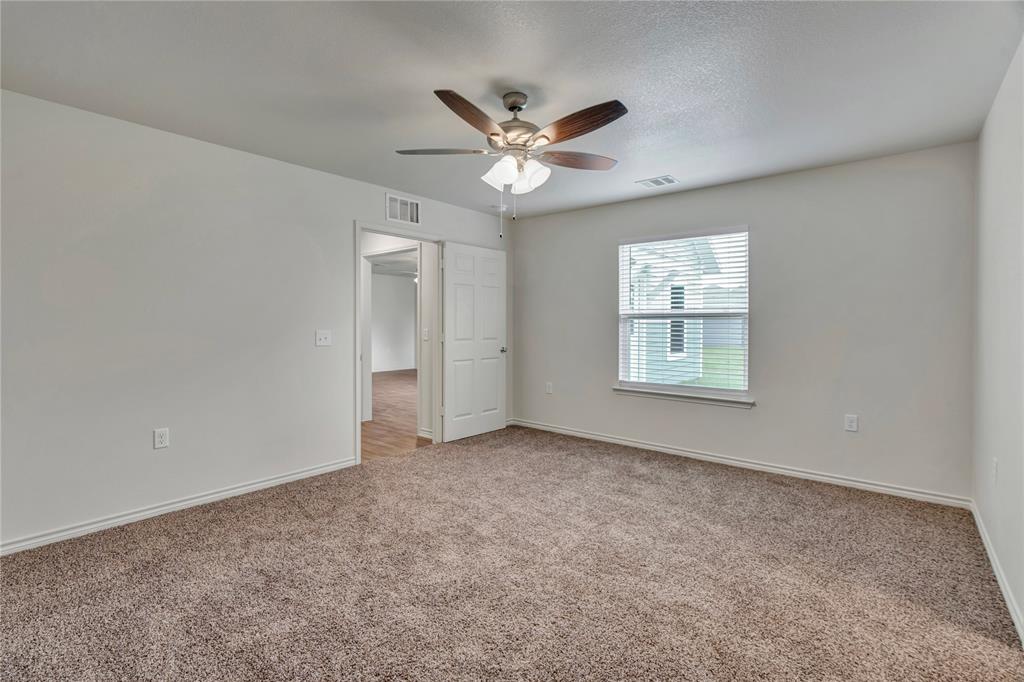 624 Crockett Drive Property Photo 16