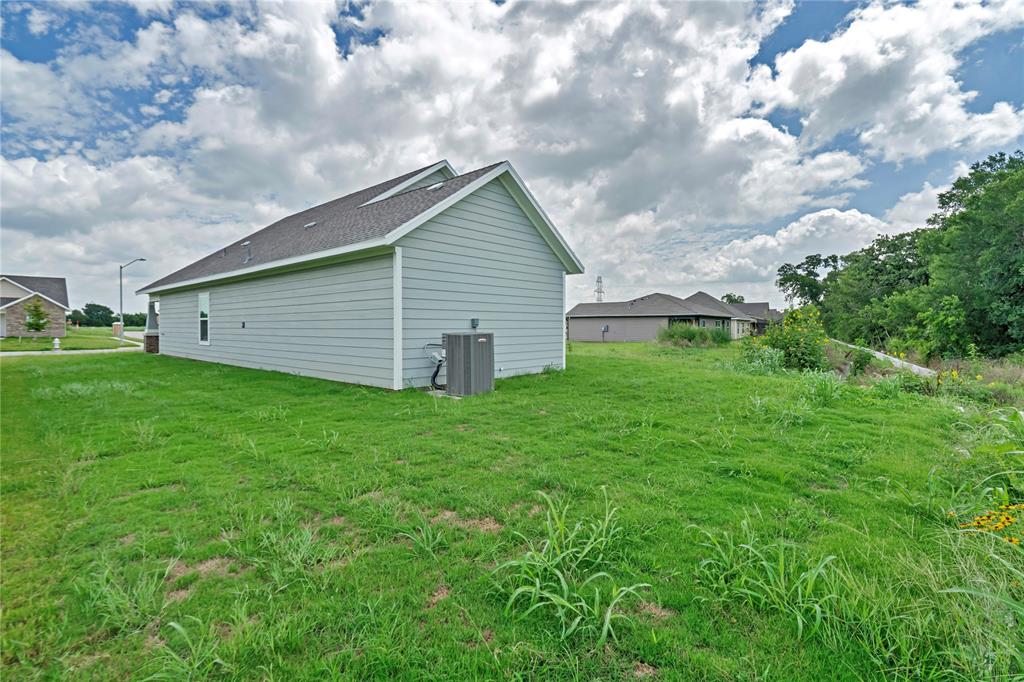 624 Crockett Drive Property Photo 25