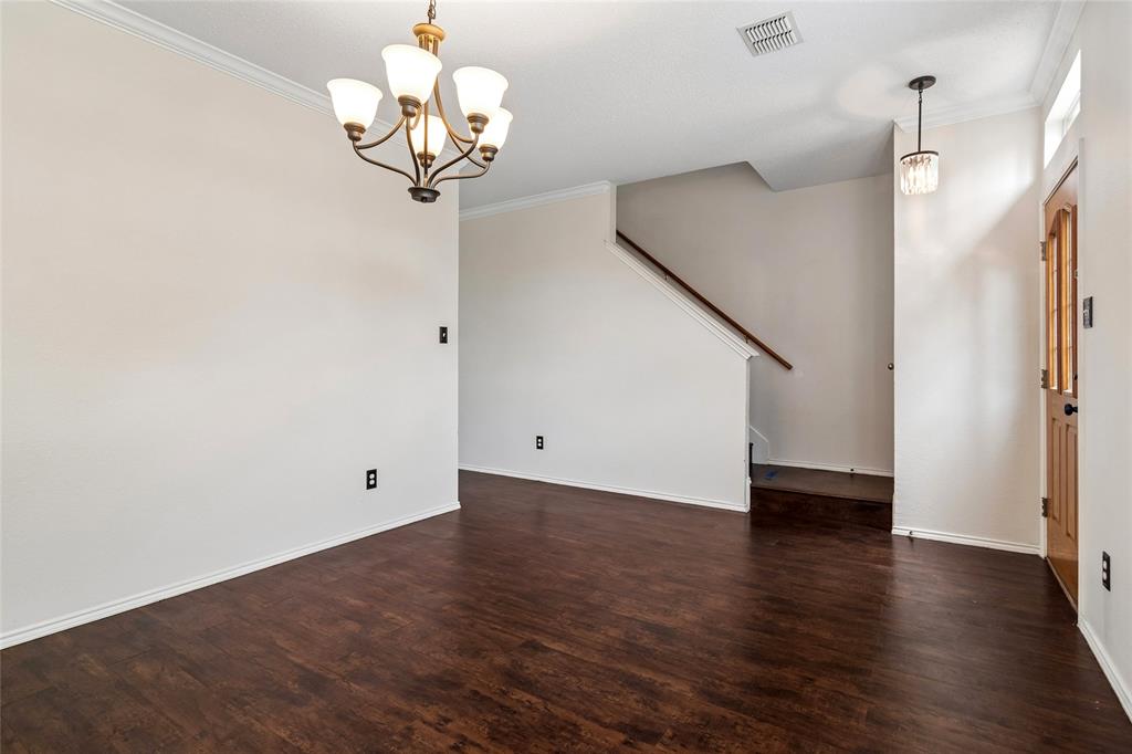 10609 Augusta Lane Property Photo 4