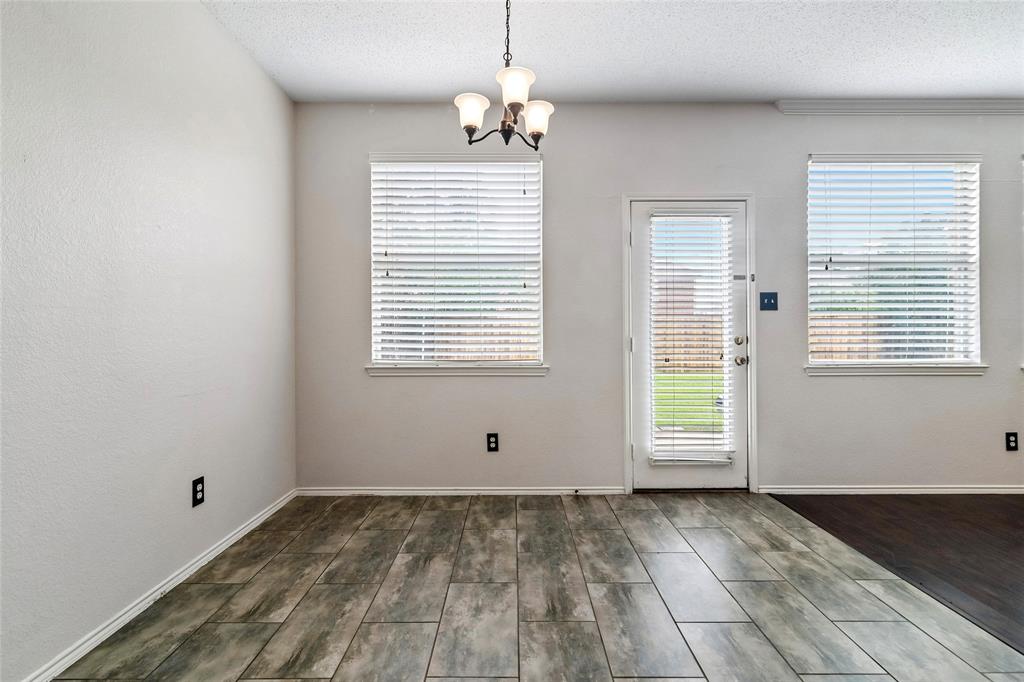10609 Augusta Lane Property Photo 8