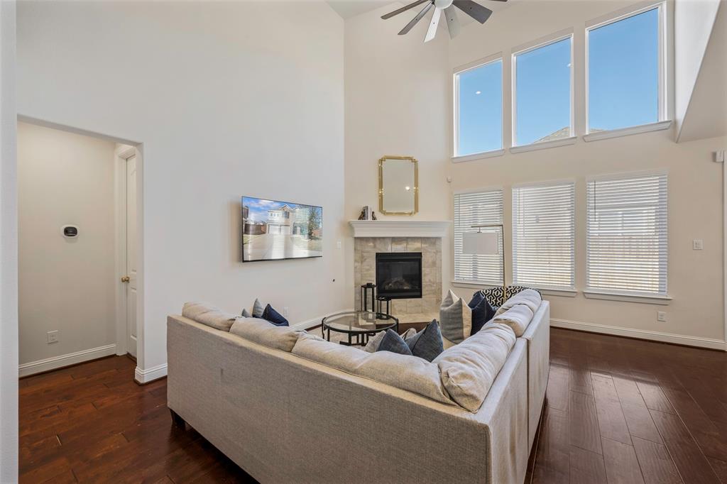 4000 Silk Vine Court Property Photo 5