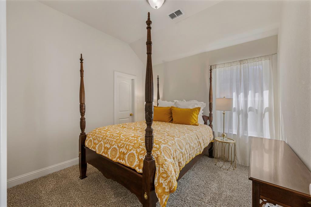 4000 Silk Vine Court Property Photo 18
