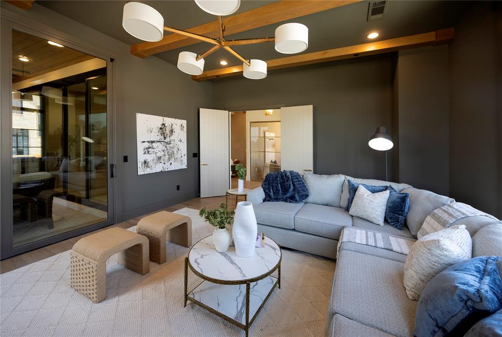 205 Murano Place Property Photo 8