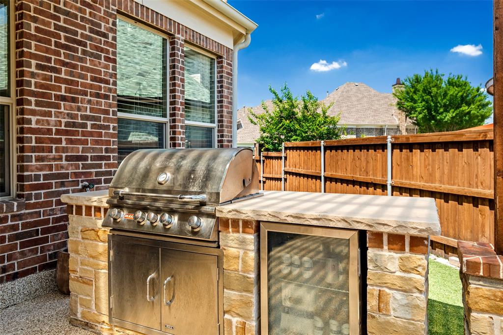 8255 Lindsay Gardens Property Photo 30