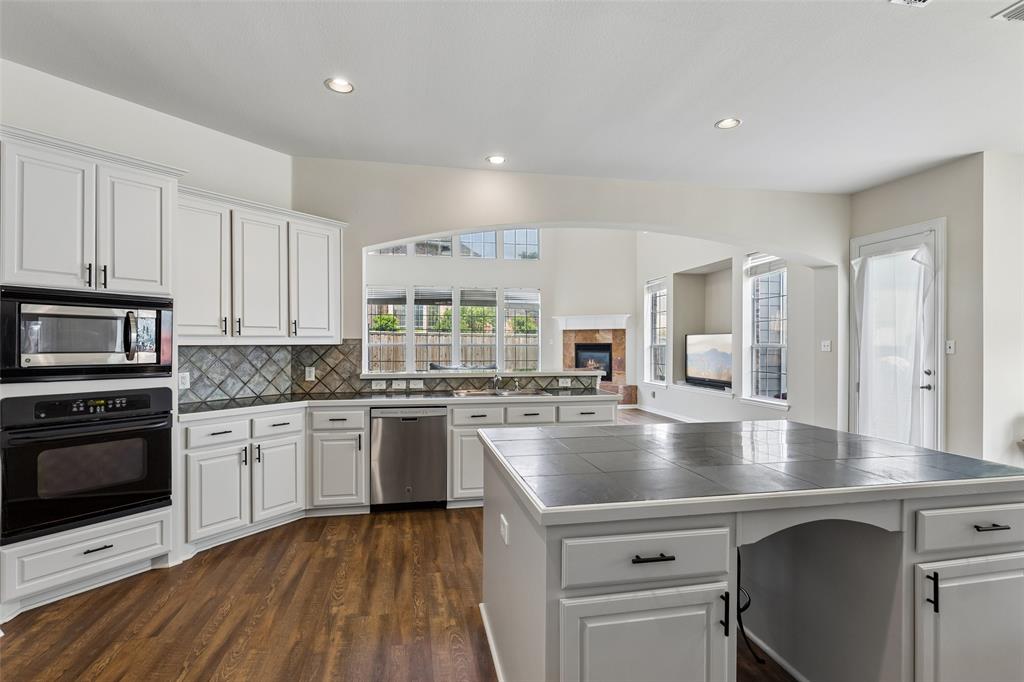 1029 Brentwood Drive Property Photo 10