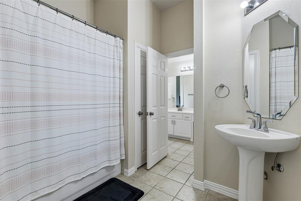 1029 Brentwood Drive Property Photo 32
